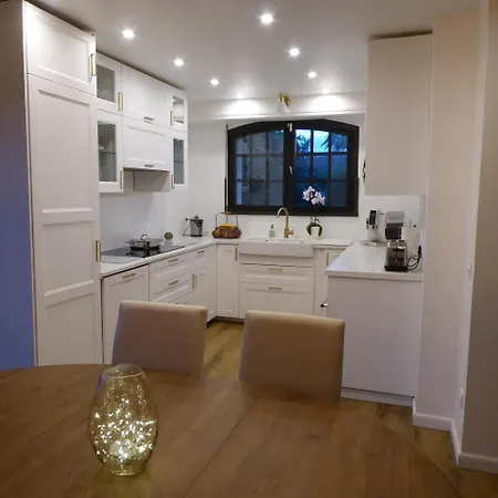 Gustavine - Maison D'architecte Ger (Pyrenees-Atlantiques)